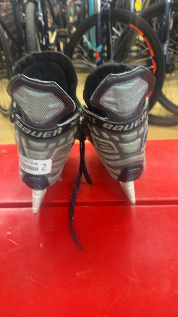 Bauer Hockey Skates Vapor XII Used Size 2
