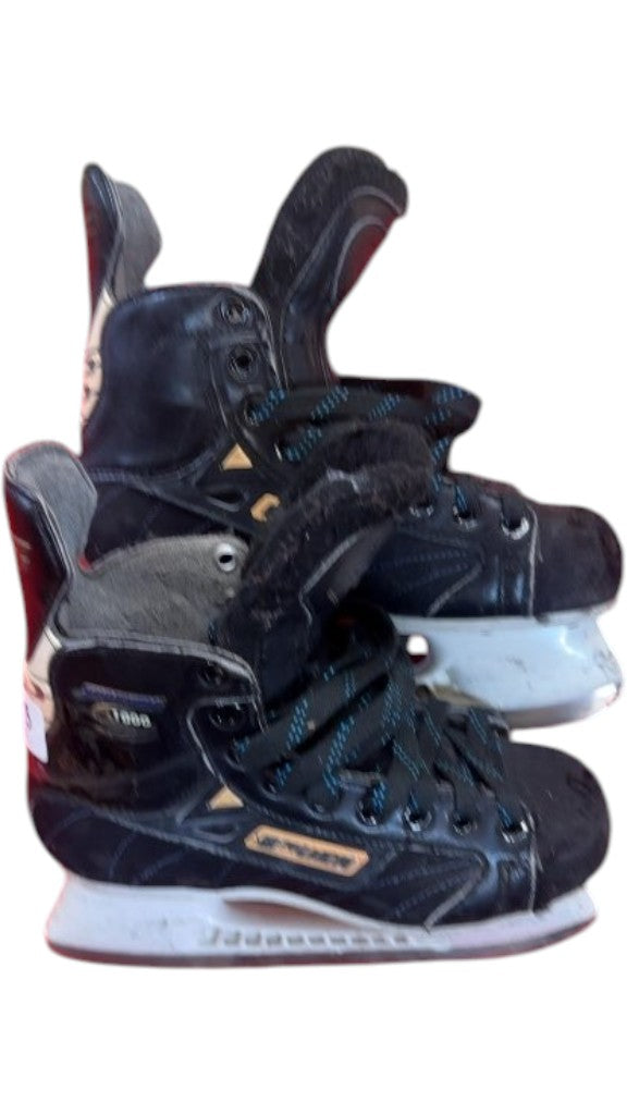 Bauer Vapor X1000 Hockey Skates Used Size 3