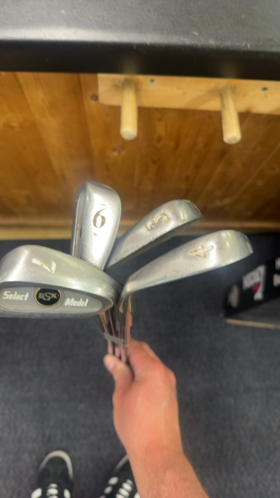 Select BSK Model 4-Piece Iron Set (3, 4, 6, 7)