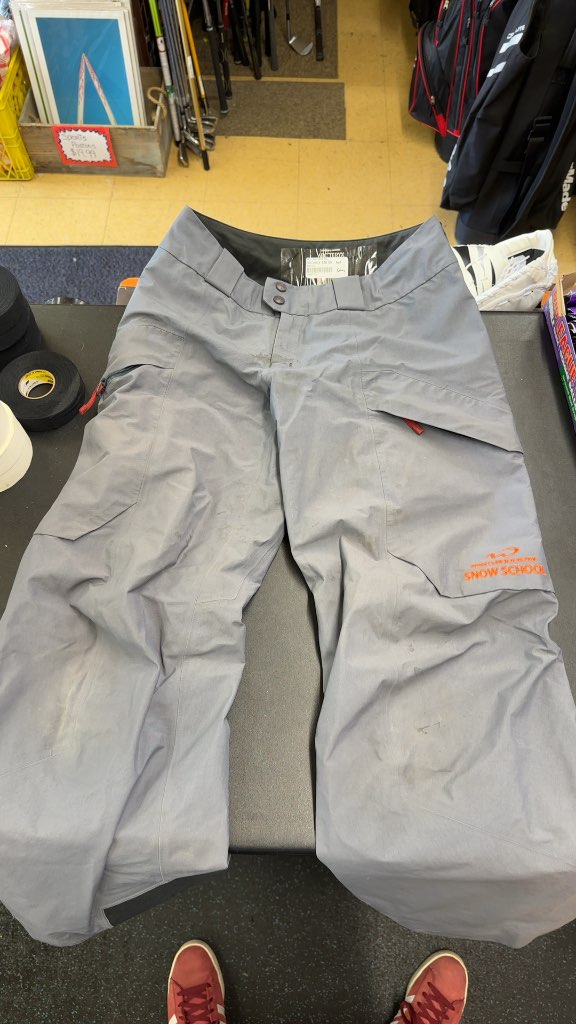 Arc'teryx Ski Pants Snow School Grey Used Small-one small hole on the backside