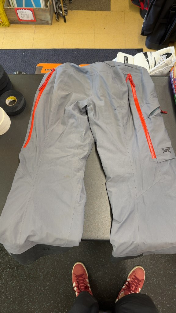 Arc'teryx Ski Pants Snow School Grey Used Small-one small hole on the backside