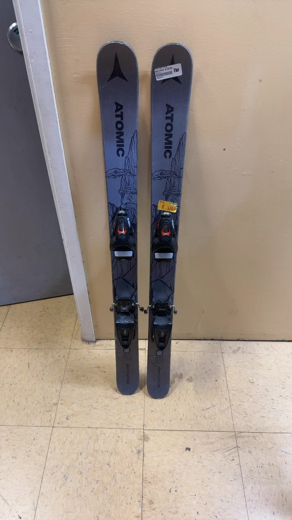 Atomic Bent Chetler Skis with Look NX7 Bindings Used 110 cm