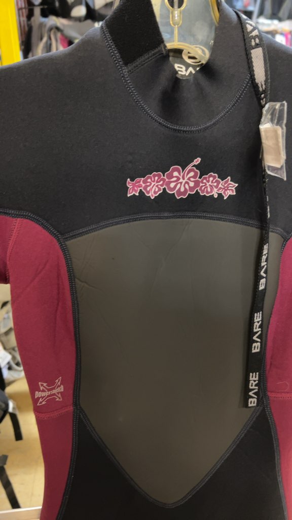 BARE Shorty Wetsuit Hibiscus Graphic Black/Maroon Good Condition Size 6