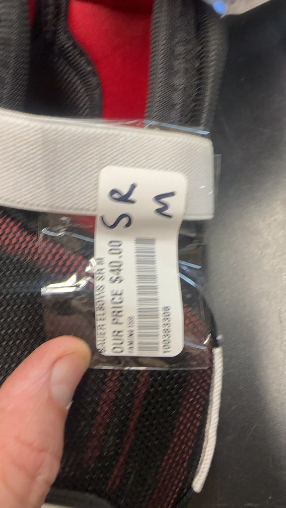 Bauer Hockey Elbow Pads NSX Senior Medium Used (small tear on the outside of one elbow) other than that in great shape