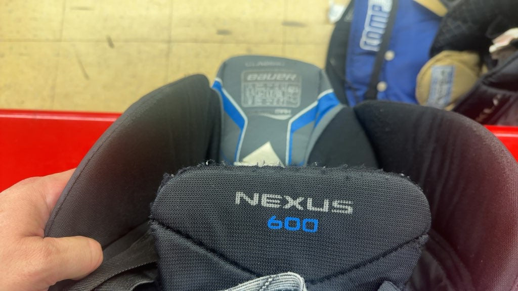 Bauer Hockey Pants Nexus 600 Junior Large Used Black