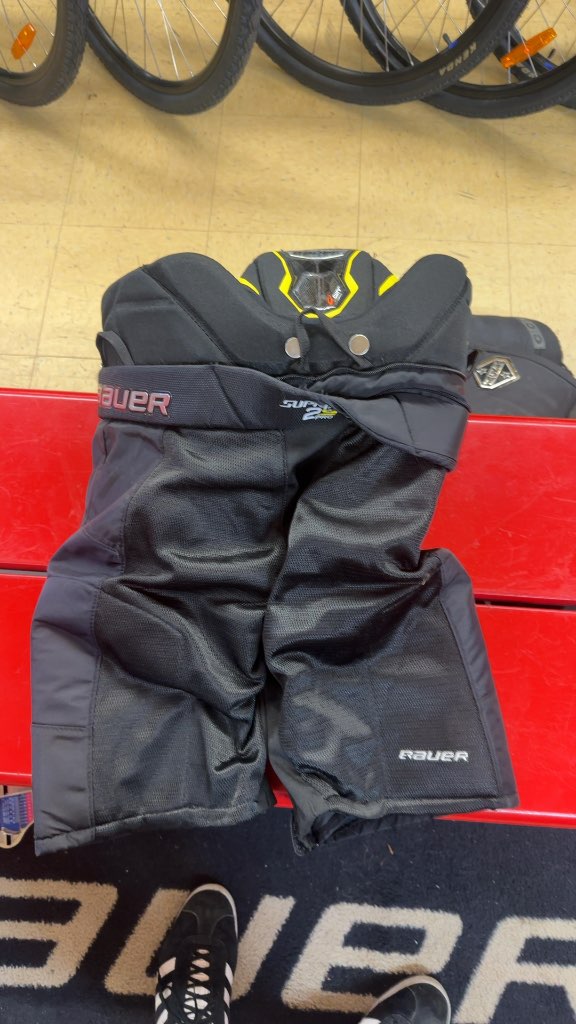 Bauer Hockey Pants Supreme 2S Pro Black Good Condition Junior Large