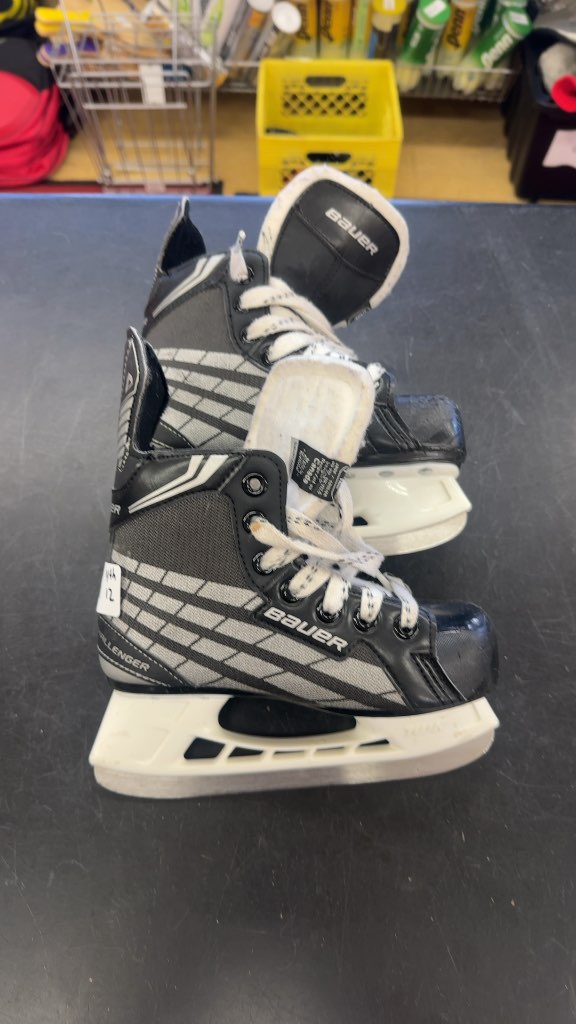 Bauer Hockey Skates Challenger Youth Used Size 12Y