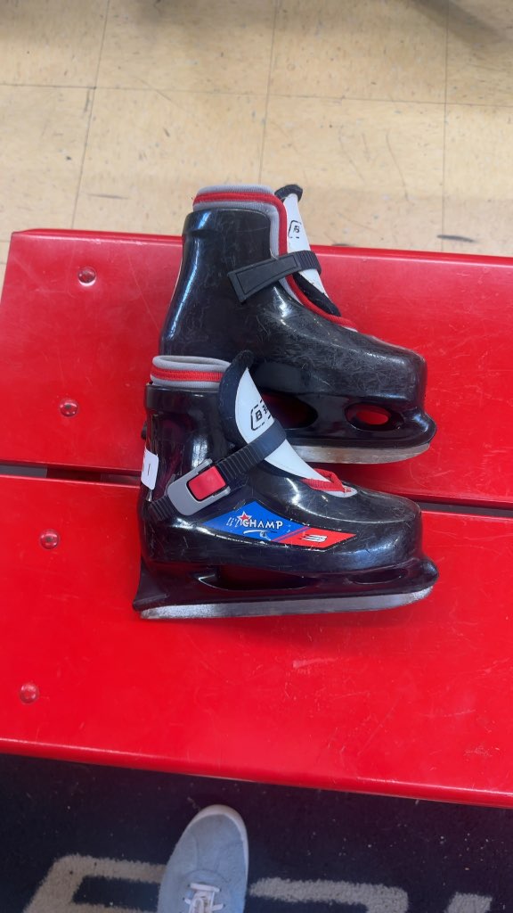 Bauer Hockey Skates Li'l Champ Black Used Size 1