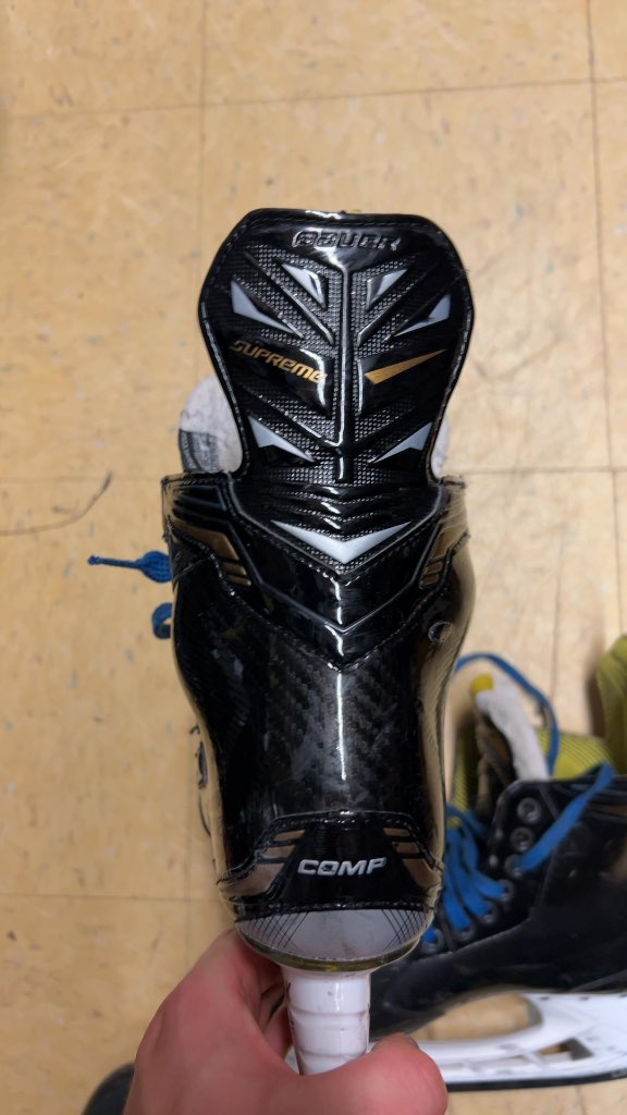 Bauer Hockey Skates Supreme Comp Size 6.5