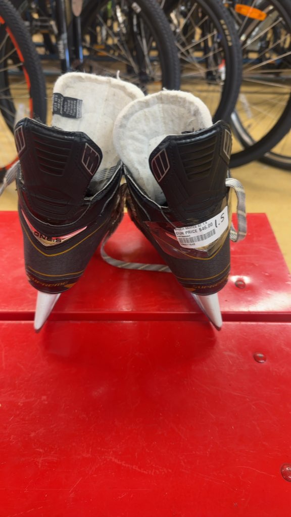 Bauer Hockey Skates Supreme One.5 Used Size 1.5