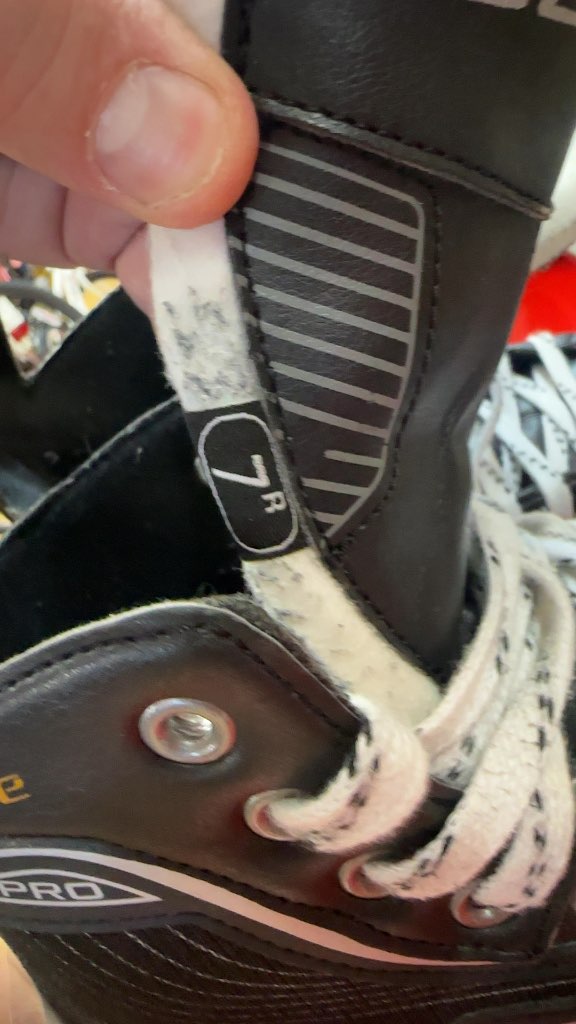 Bauer Hockey Skates Supreme Pro Black Used Size 7R