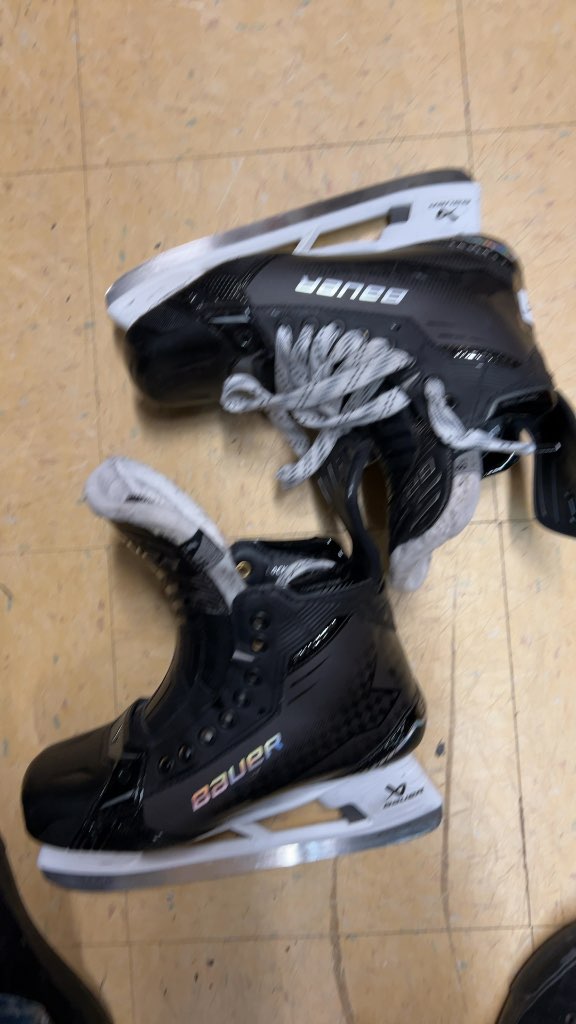 Bauer Hockey Skates Supreme Shadow Good Condition Size 8.5