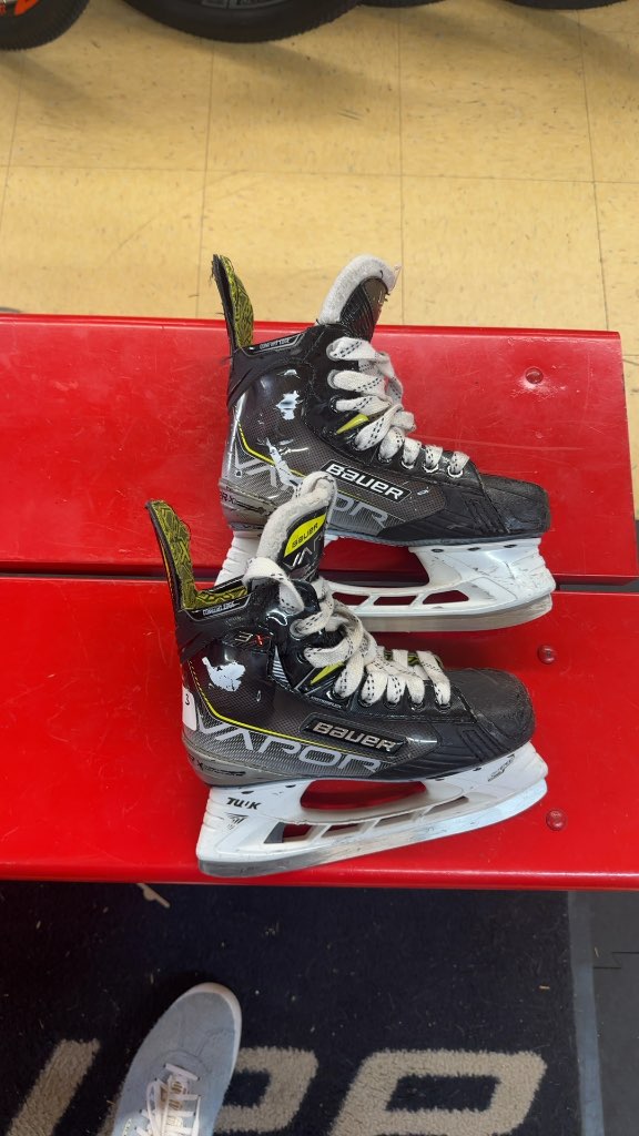 Bauer Hockey Skates Vapor 3X Used Size 3