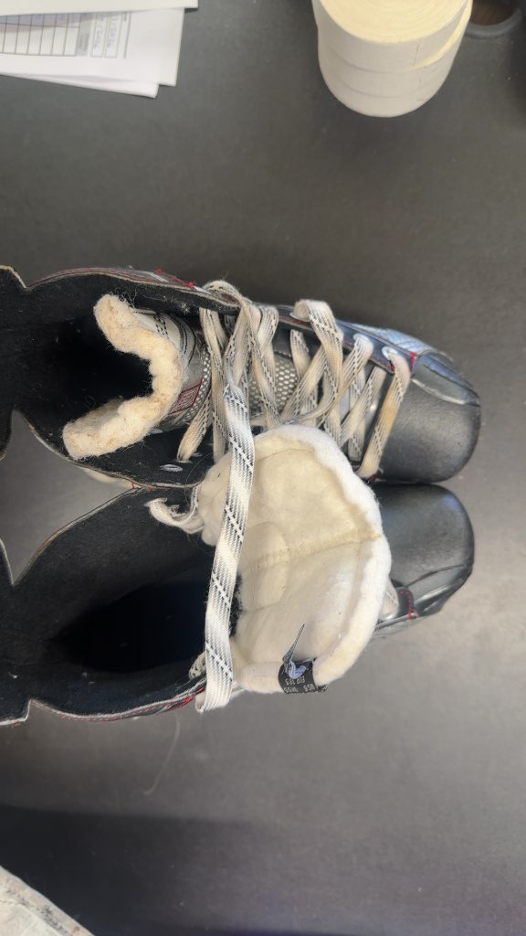 Bauer Hockey Skates Vapor X50 Used Size 5