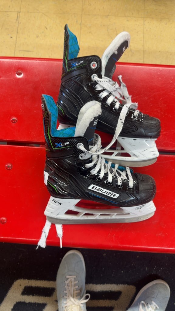 Bauer Hockey Skates X-LP Used Size 1