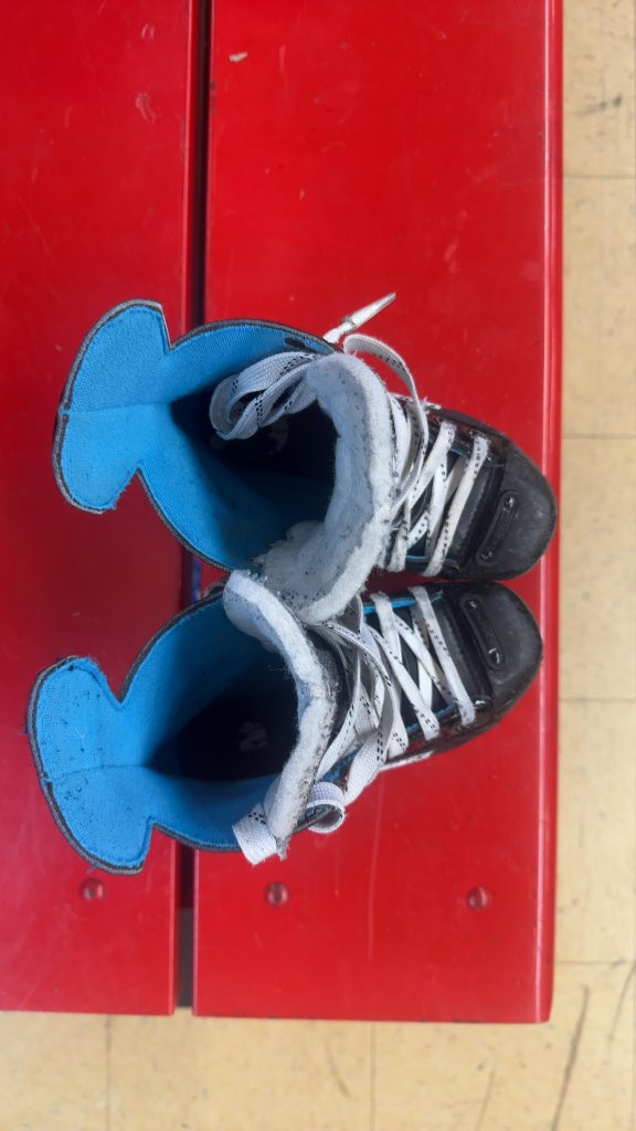 Bauer Ice Hockey Skates XLP Used Size 11
