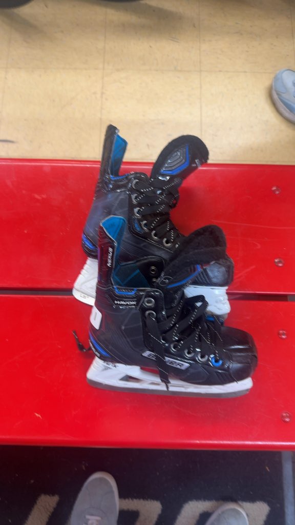 Bauer Nexus Havok Hockey Skates Used Size 1