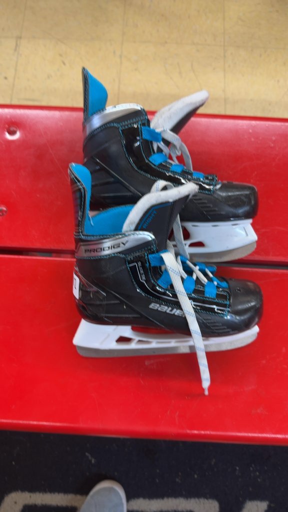 Bauer Prodigy Youth Hockey Skates Used Size 12