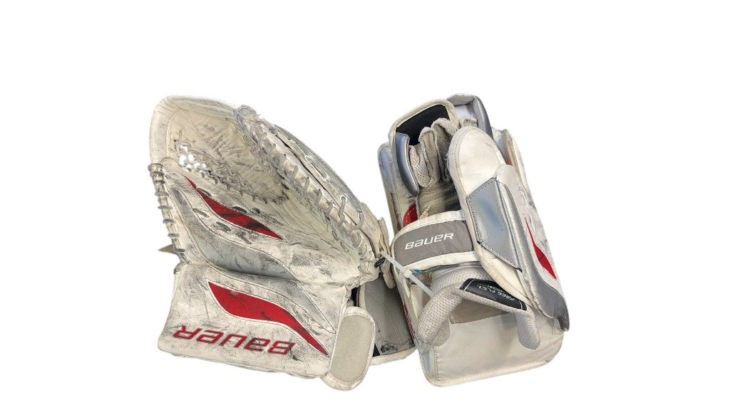 Bauer R2000 Goalie Blocker and Catcher Set White/Red Used Junior