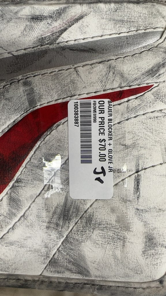 Bauer R2000 Goalie Blocker and Catcher Set White/Red Used Junior