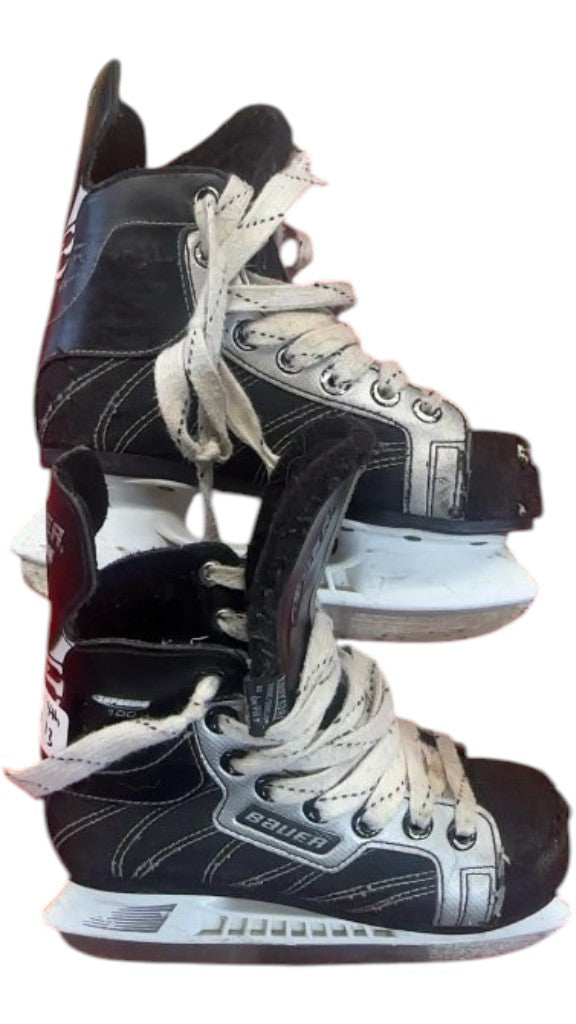 Bauer Supreme 100 Hockey Skates Youth Size 13Y Used