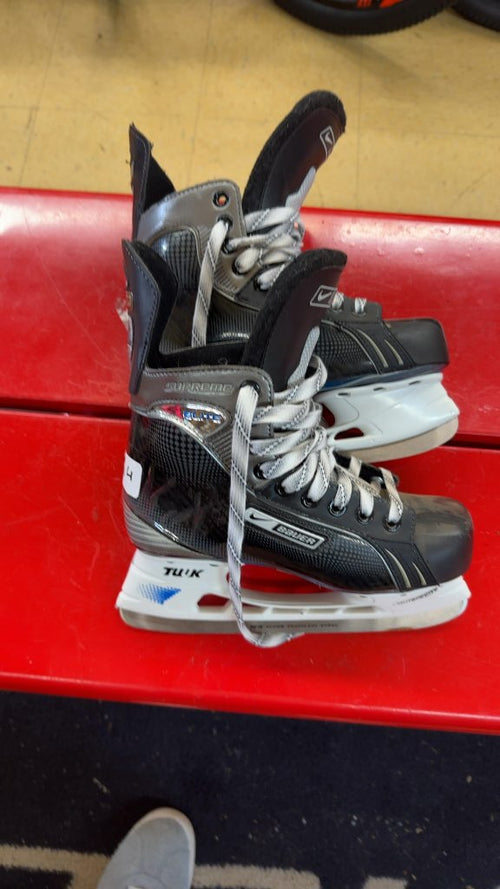 Bauer Supreme Elite Hockey Skates Used Size 4