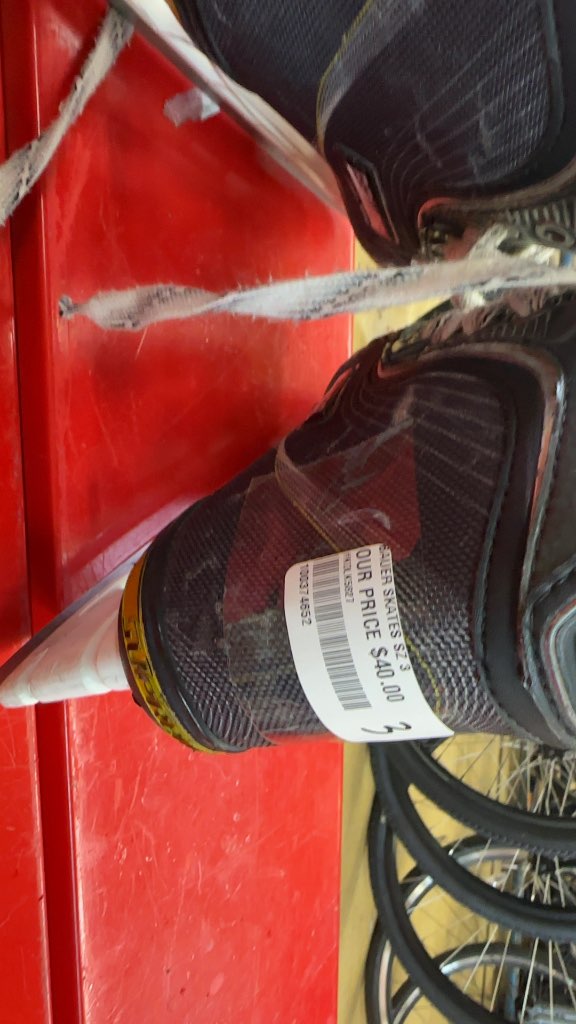 Bauer Supreme Hockey Skates Used Size 3
