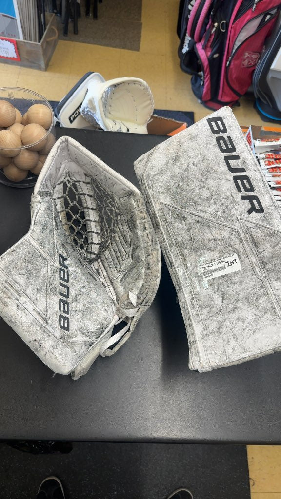 Bauer Supreme M5 Pro Goalie Catcher and Blocker Set - Intermediate