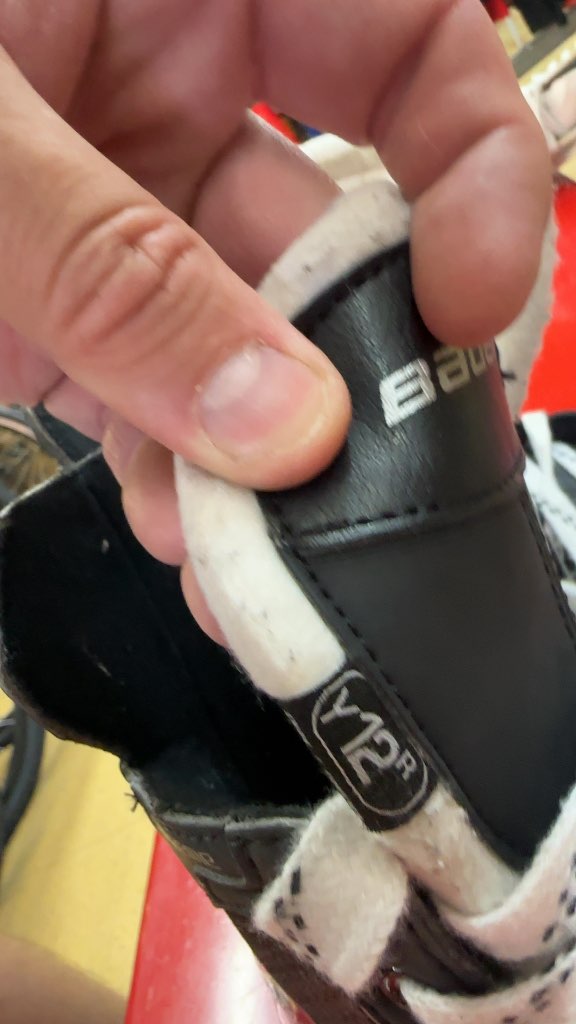 Bauer Supreme One.4 Youth Hockey Skates - Used - Size Y12
