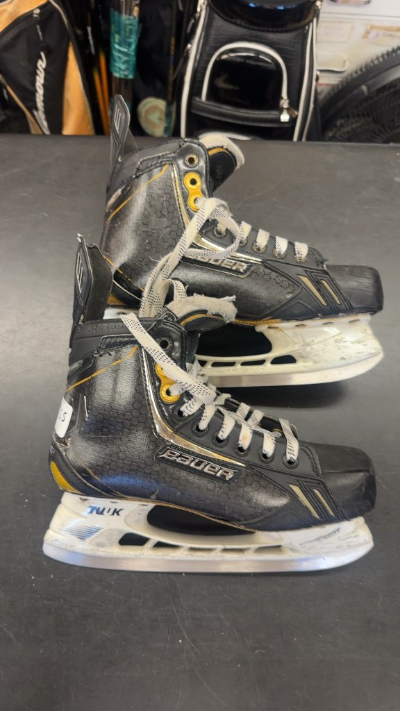 Bauer Supreme One.9 Hockey Skates Used Size 5.5
