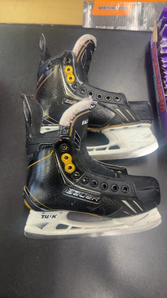 Bauer Supreme One.9 Ice Hockey Skates - Used - Size 3