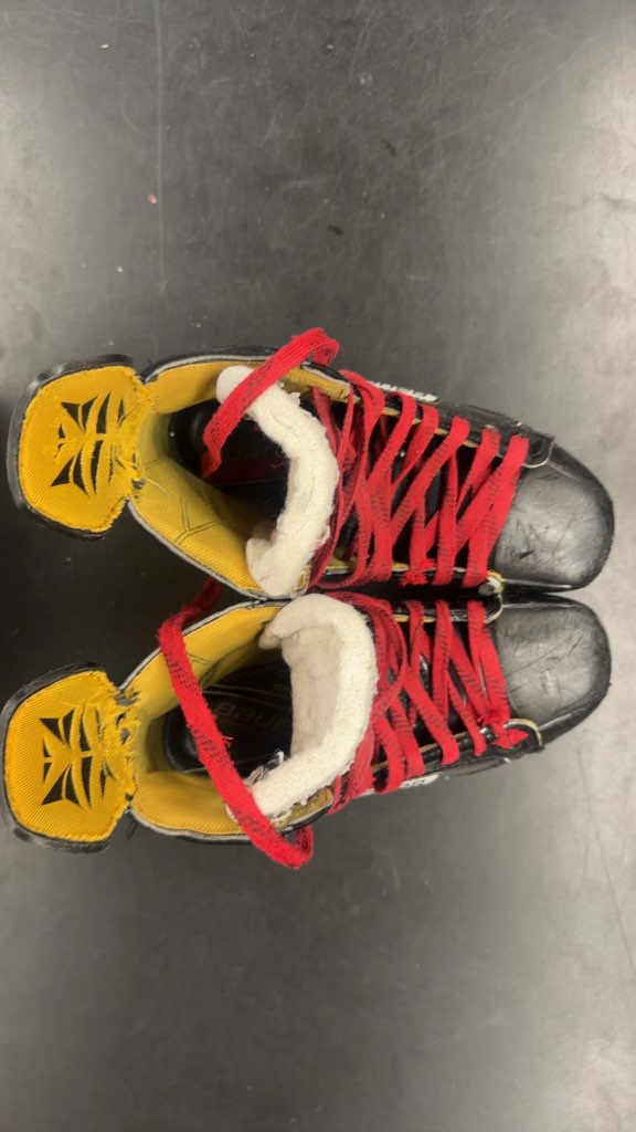 Bauer Supreme S180 Hockey Skates Used Size 5.5