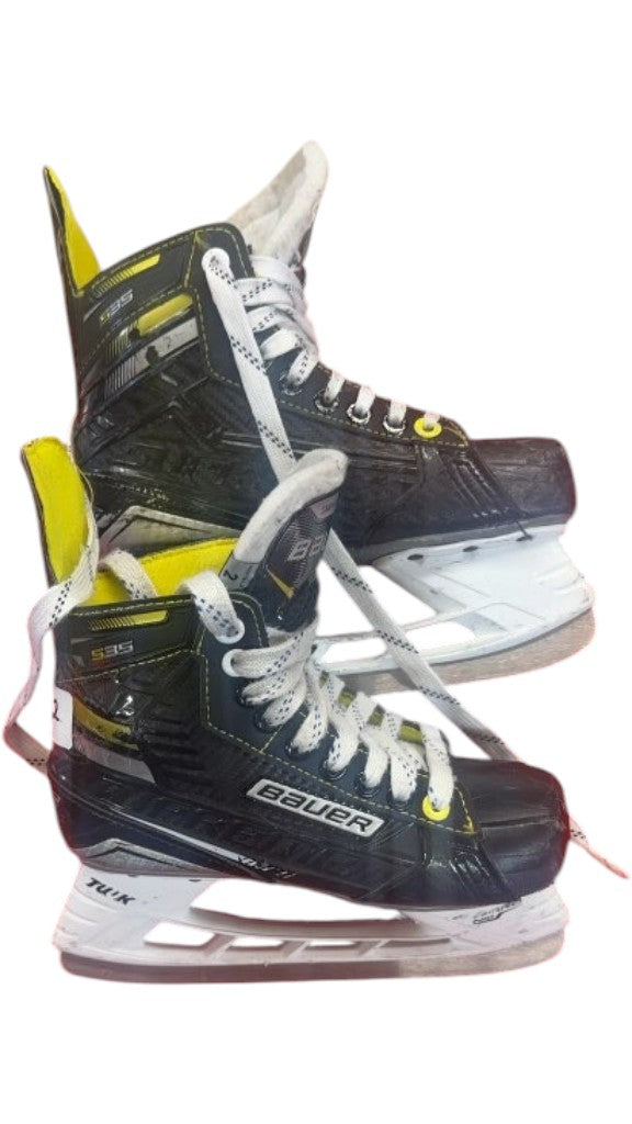 Bauer Supreme S35 Hockey Skates Used Size 2