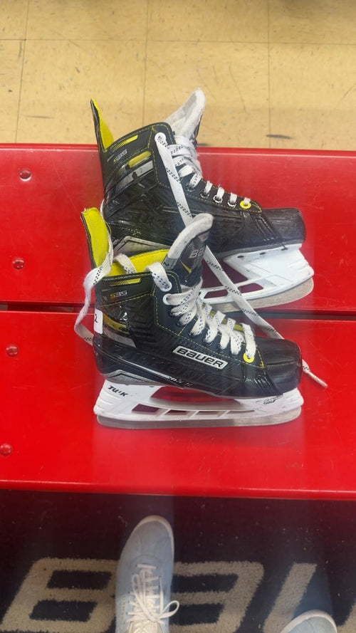 Bauer Supreme S35 Hockey Skates Used Size 2