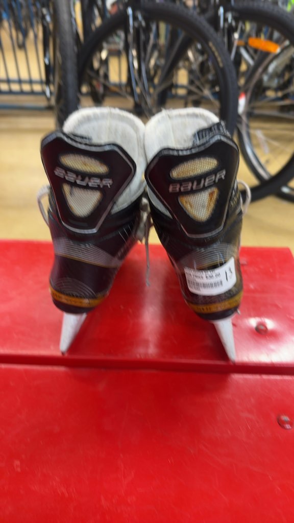 Bauer Supreme Youth Ice Hockey Skates Used Size 13Y