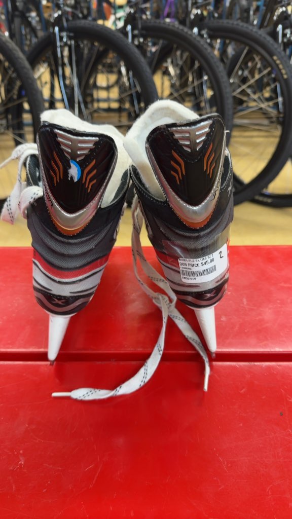 Bauer Vapor X1.0 Ice Hockey Skates Used Size 2R