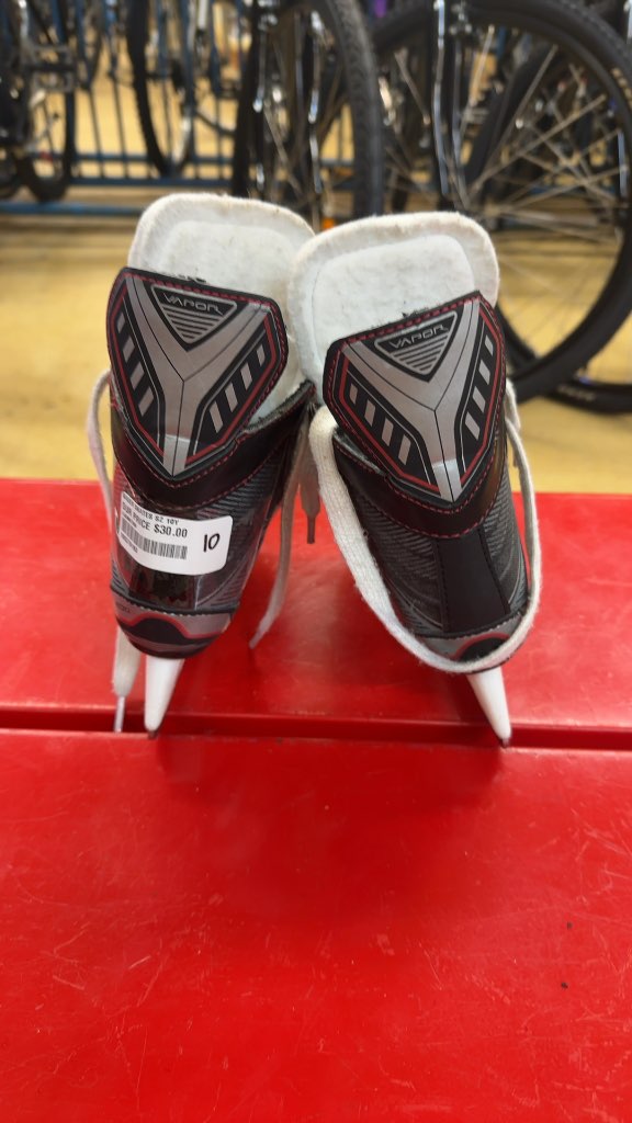 Bauer Vapor X200 Youth Ice Hockey Skates Used Size 10Y