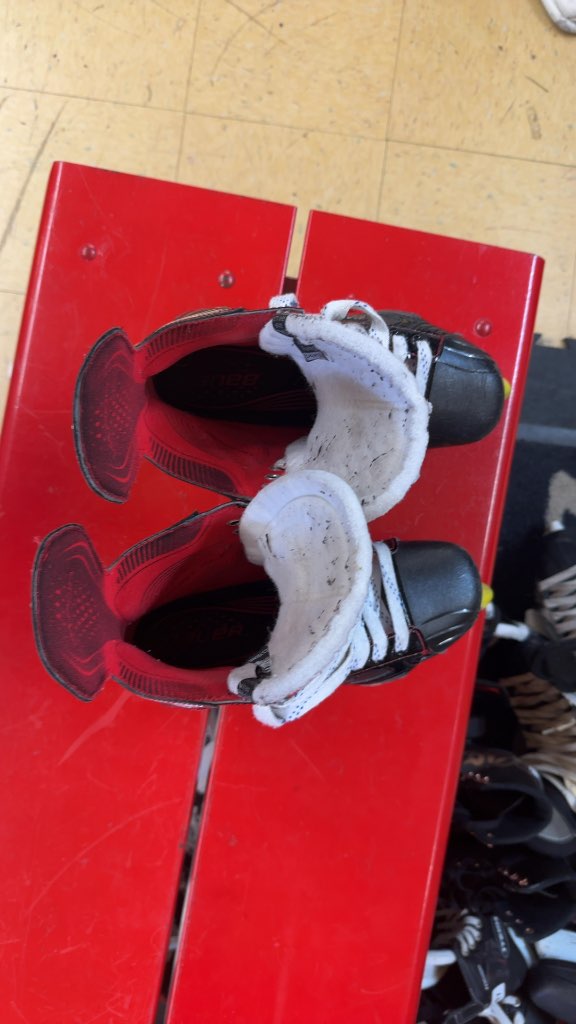 Bauer Vapor X2.7 Roller Hockey Skates - Size 6R