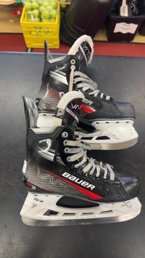 Bauer Vapor X3 Hockey Skates - Size 6