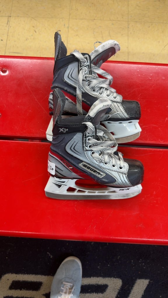 Bauer Vapor X3.0 Hockey Skates Used Size 12D