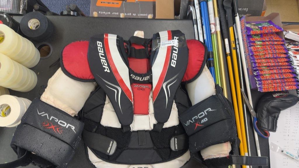 Bauer Vapor X:40 Hockey Goalie Chest Protector Junior Medium Used
