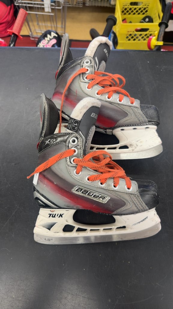 Bauer Vapor X5.0 Hockey Skates Used Size 1.5