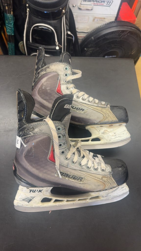 Bauer Vapor X60 Hockey Skates Used Size 8