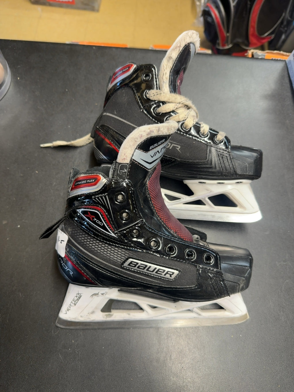 Bauer Vapor X700 Goalie Skates - Size 1.5