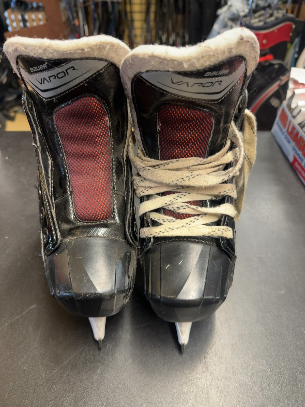Bauer Vapor X700 Goalie Skates - Size 1.5
