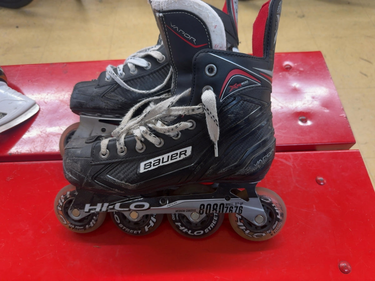 Bauer Vapor XR300 Roller Hockey Skates - Size 6