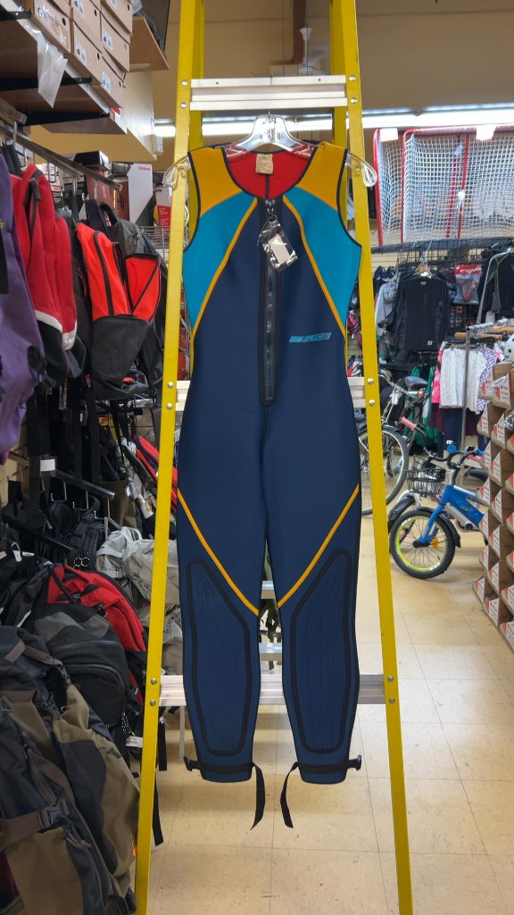 Blade Farmer Jane Wetsuit Navy/Teal/Yellow Used Women's Size 10