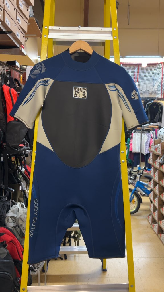 Body Glove Wetsuit 2mm Shorty Good Condition Size XL