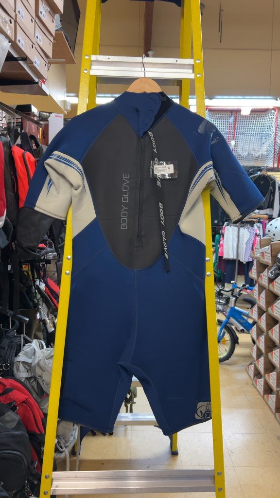Body Glove Wetsuit 2mm Shorty Good Condition Size XL