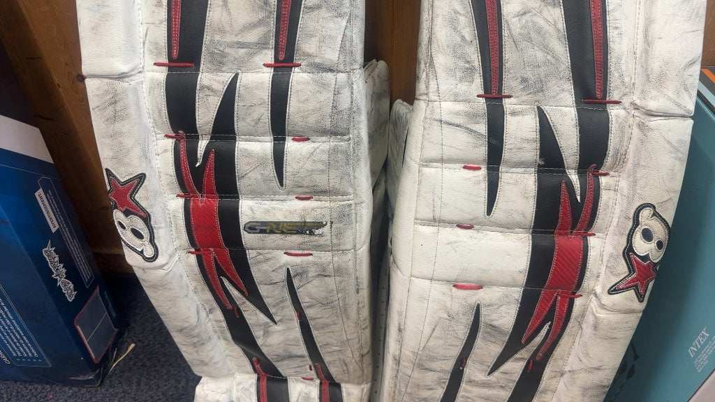 Brian's G-NETik Hockey Goalie Leg Pads White/Black/Red Used 36+1
